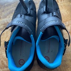 Shimano used  cycling shoes size 7/ 39 EU